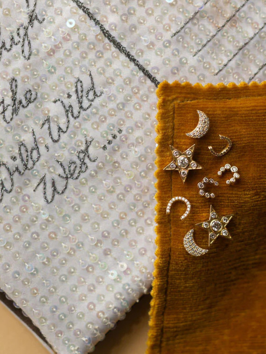 HENRI NÖEL | MOON STUDS