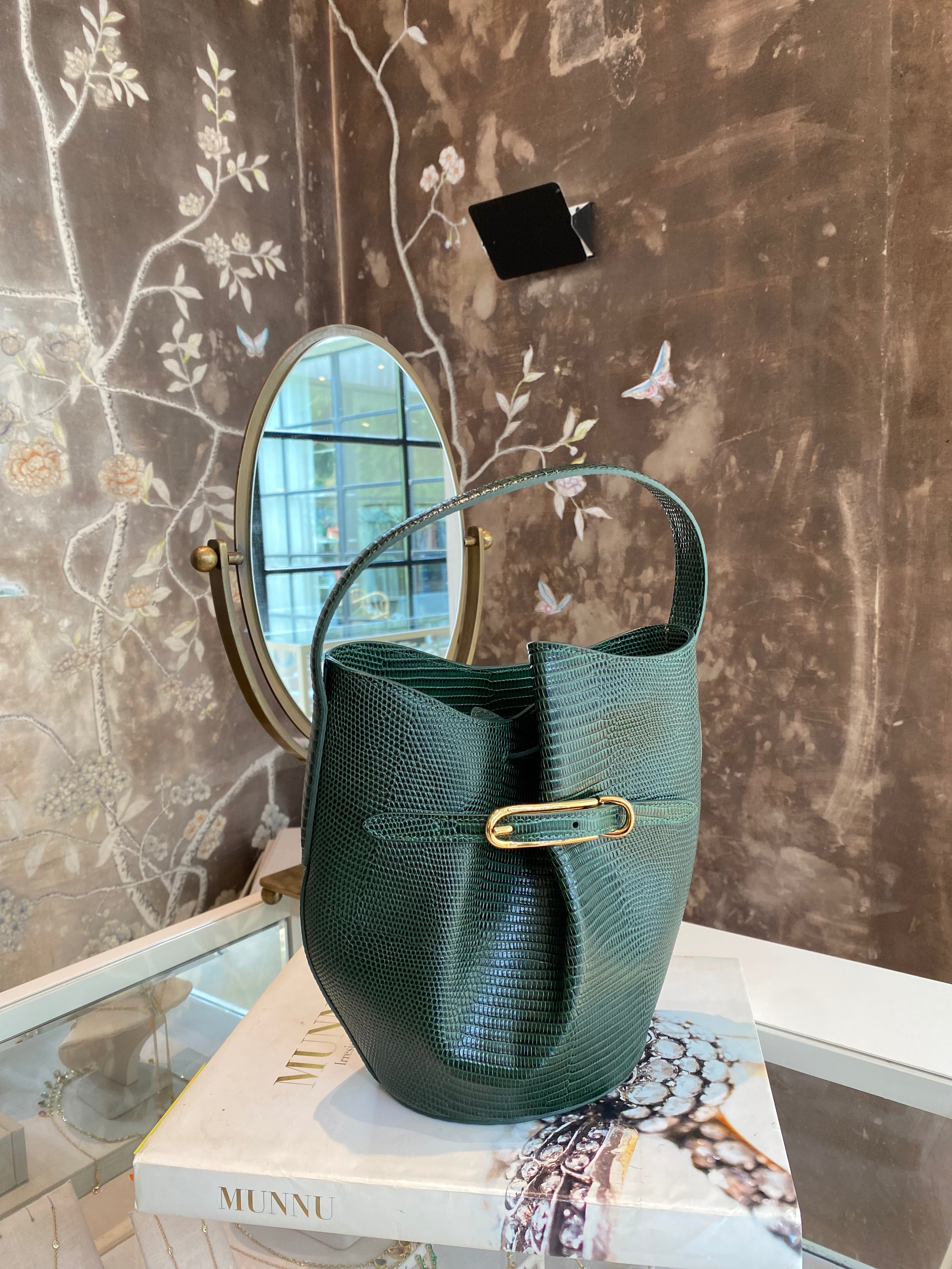 LIFFNER | BELTED BUCKET BAG MINI