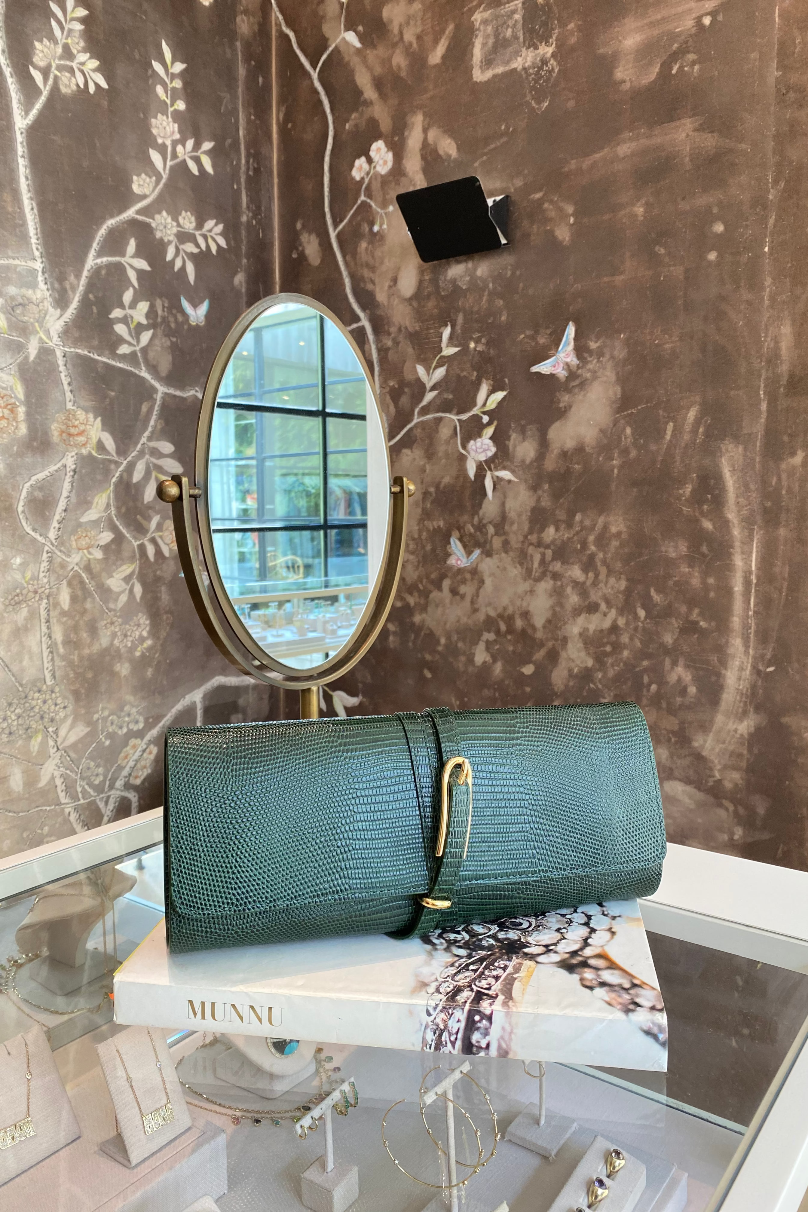 LIFFNER | LEATHER BELTED CLUTCH