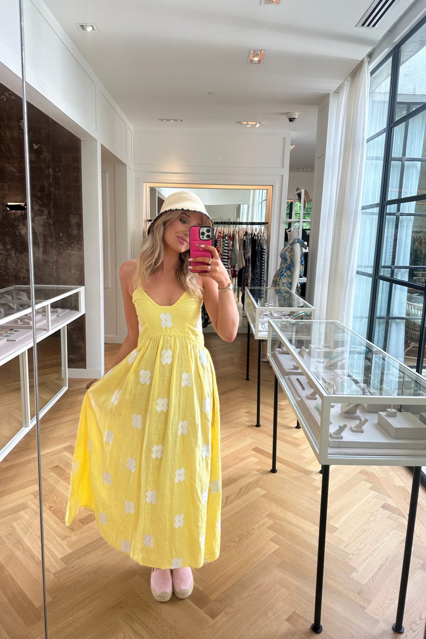 WIGGY KIT | PETRA DRESS