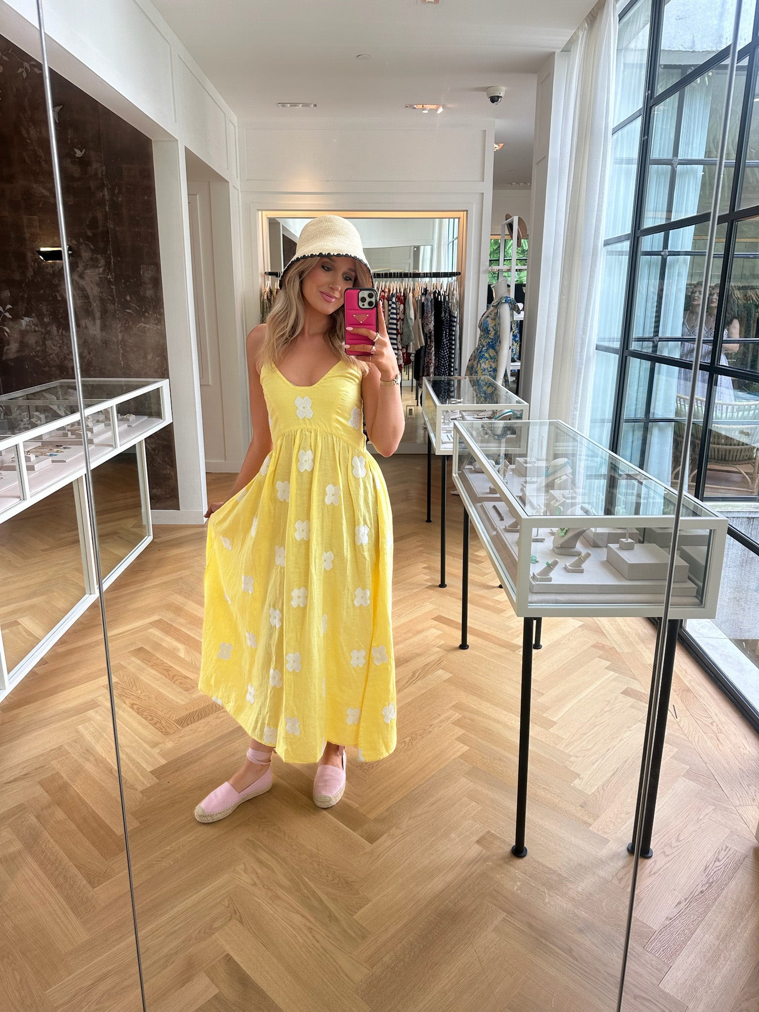 WIGGY KIT | PETRA DRESS