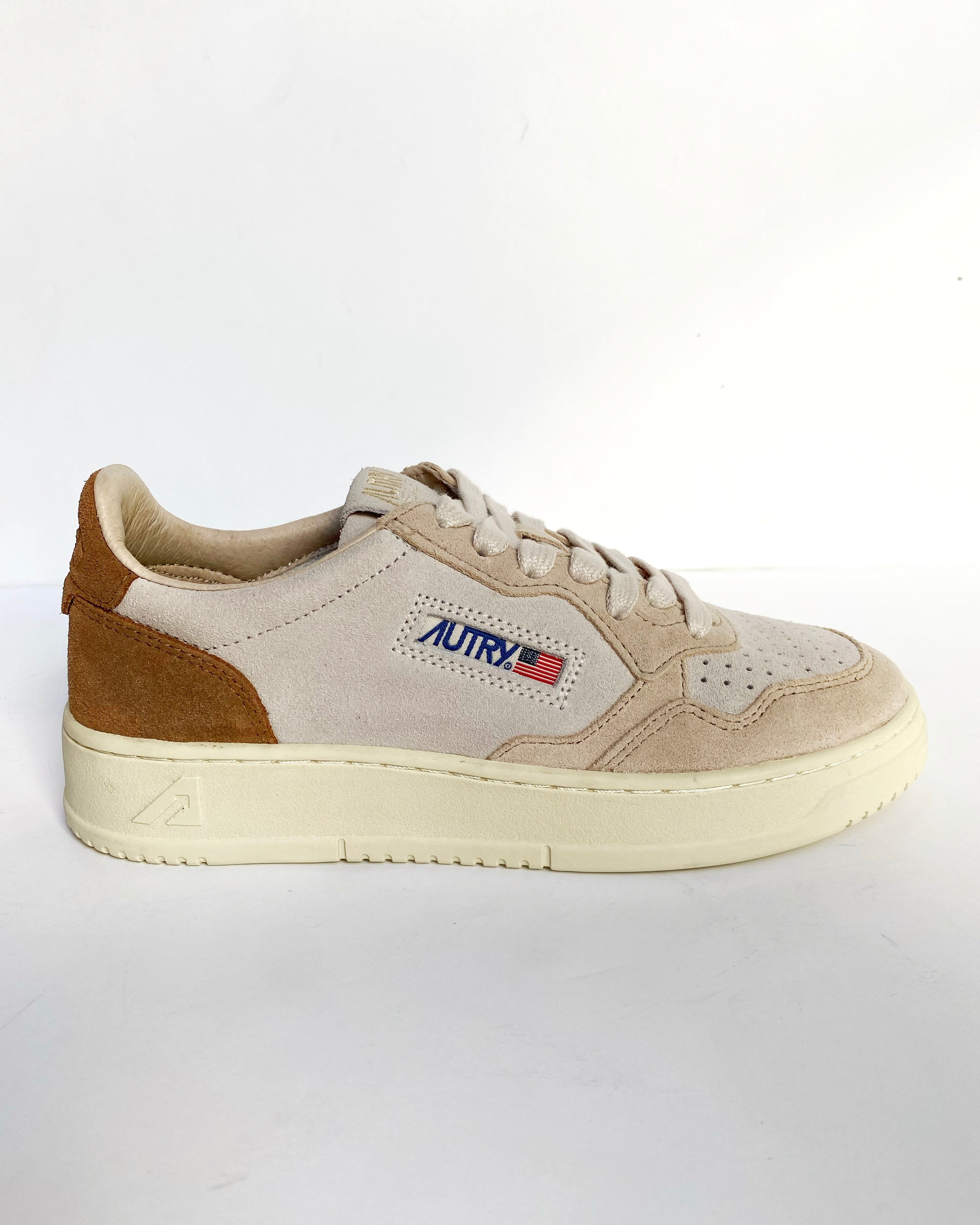 AUTRY | MEDALIST LOW SNEAKER