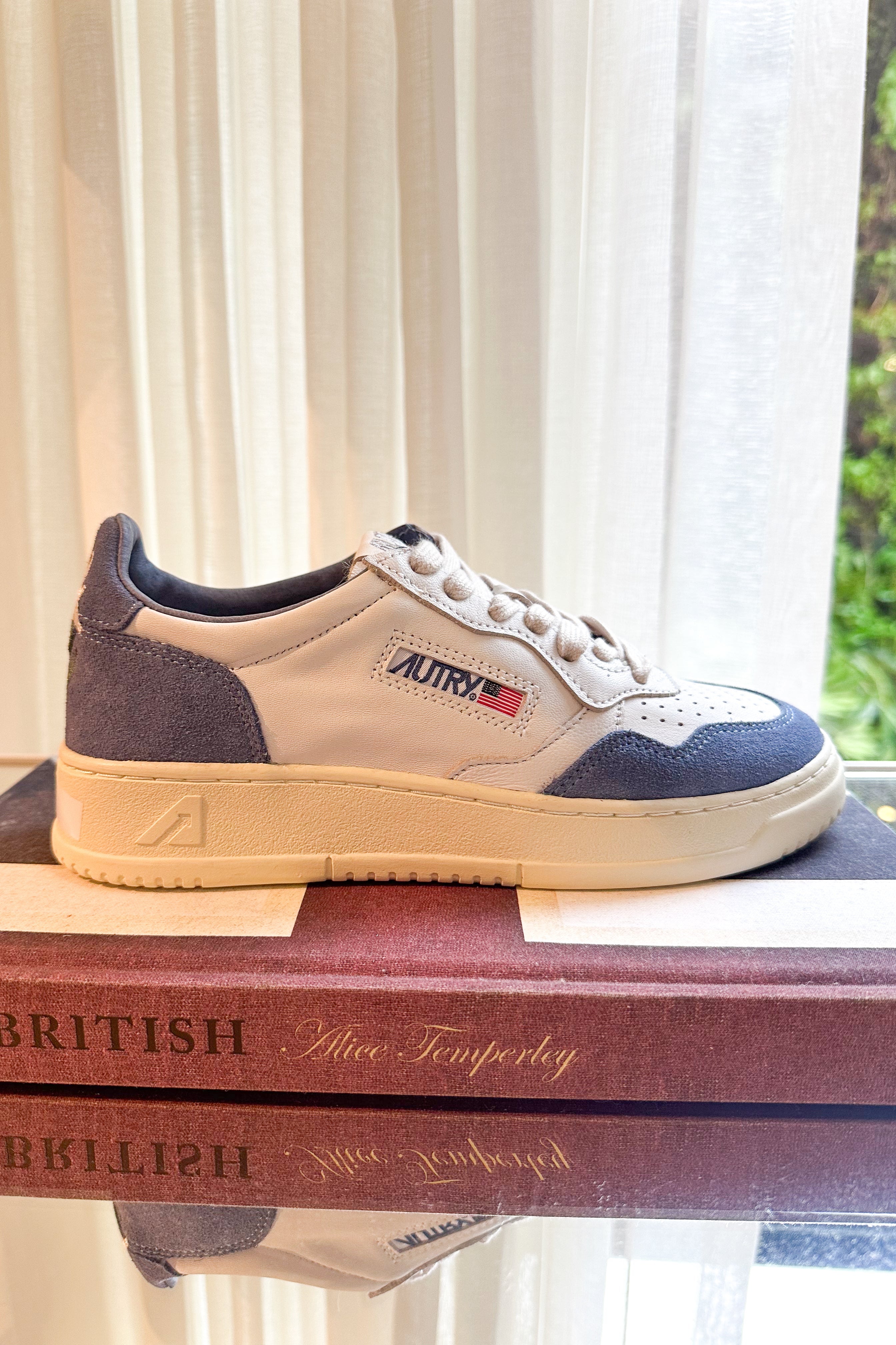 AUTRY | LOW MEDALIST