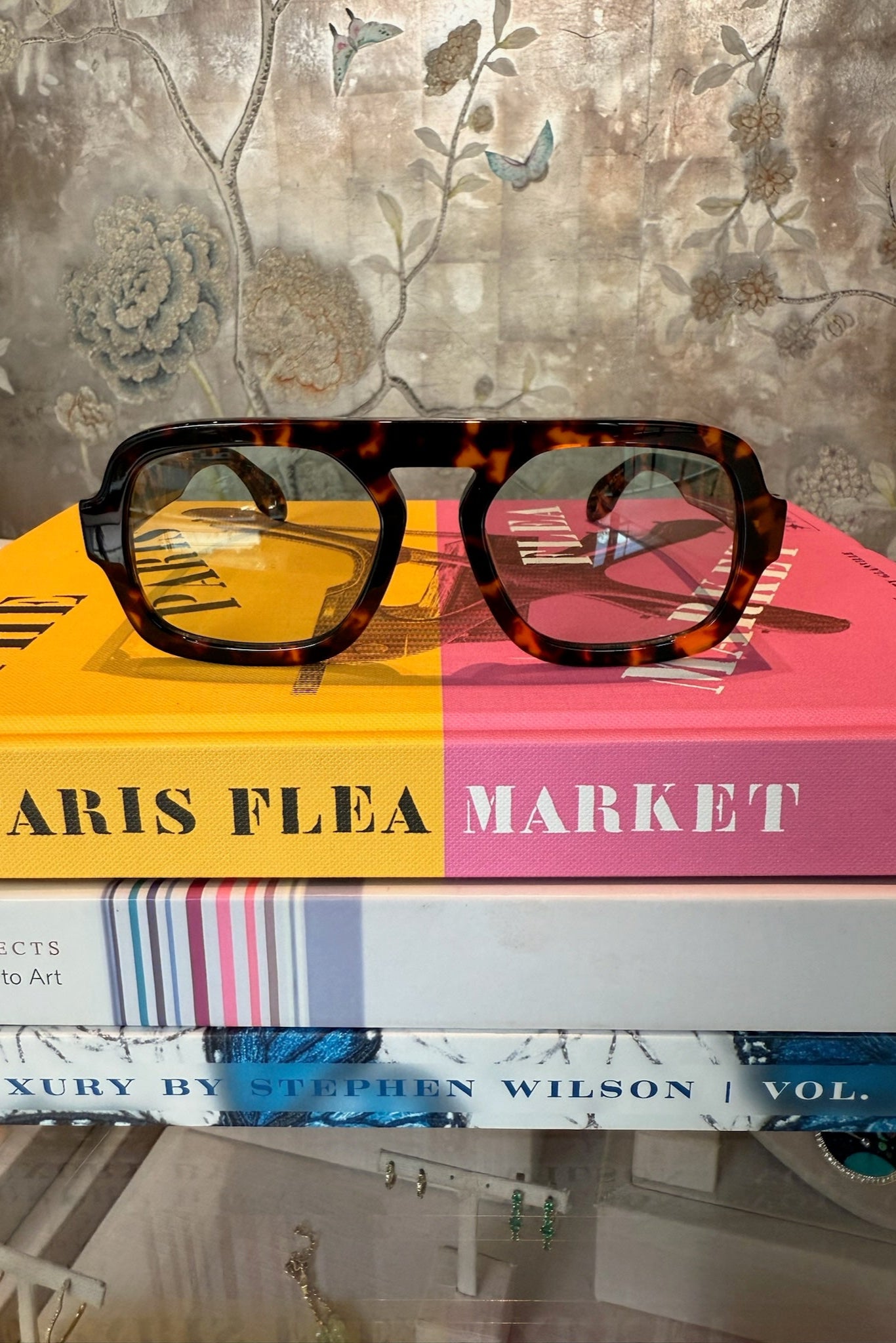 ELISA JOHNSON | JANE IN BROWN TORTOISE