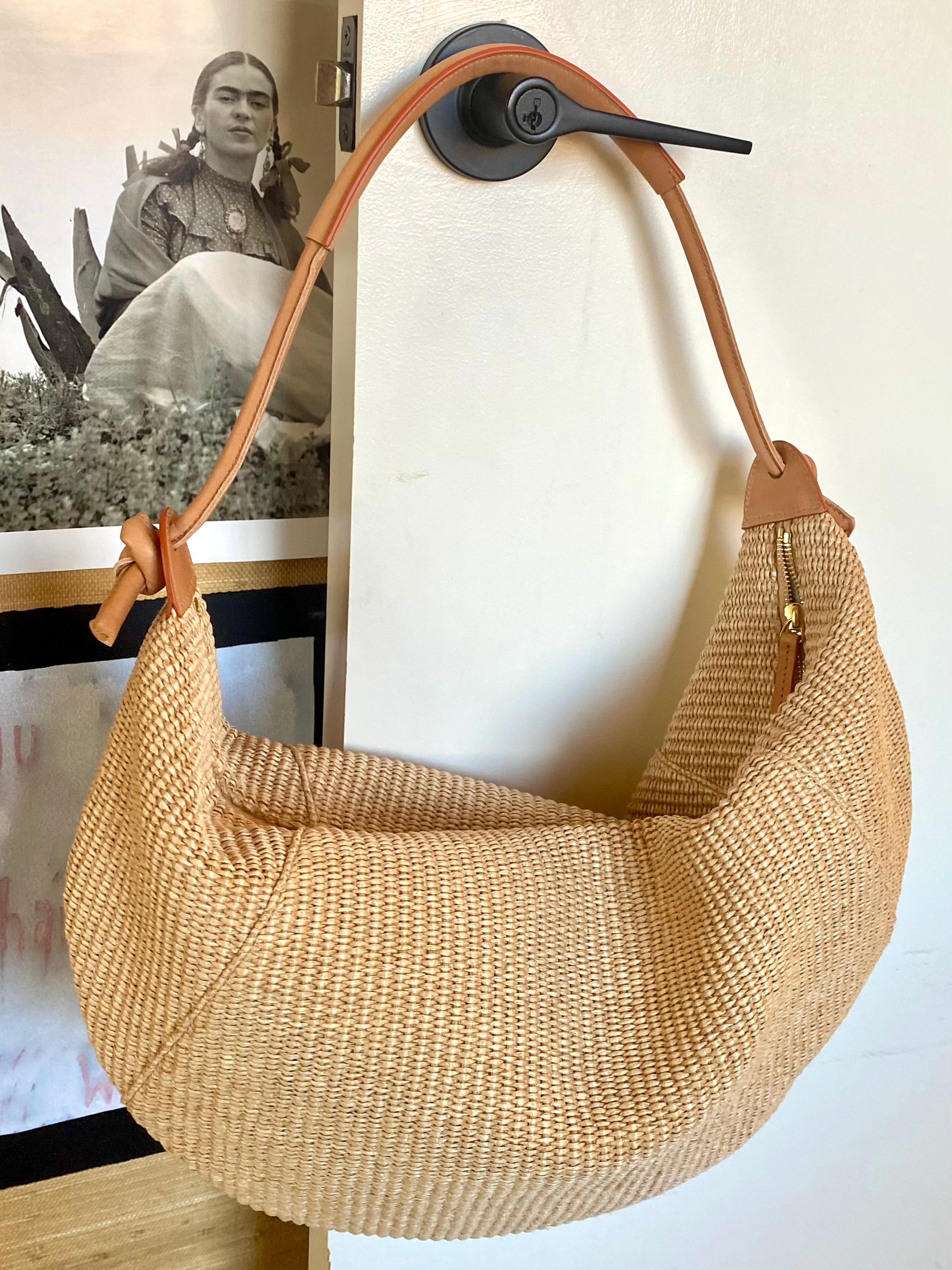 MANSUR GAVRIEL | RAFFIA FORTUNA SHOULDER BAG