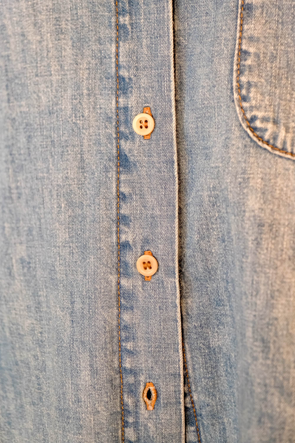 JAMIE HALLER | ESSENTIAL SHIRT | WOMEN'S LUXURY DESIGNER CLOTHING, SHOES, HANDBAGS & JEWELRY | POOLESHOP CHARLOTTE, NC
