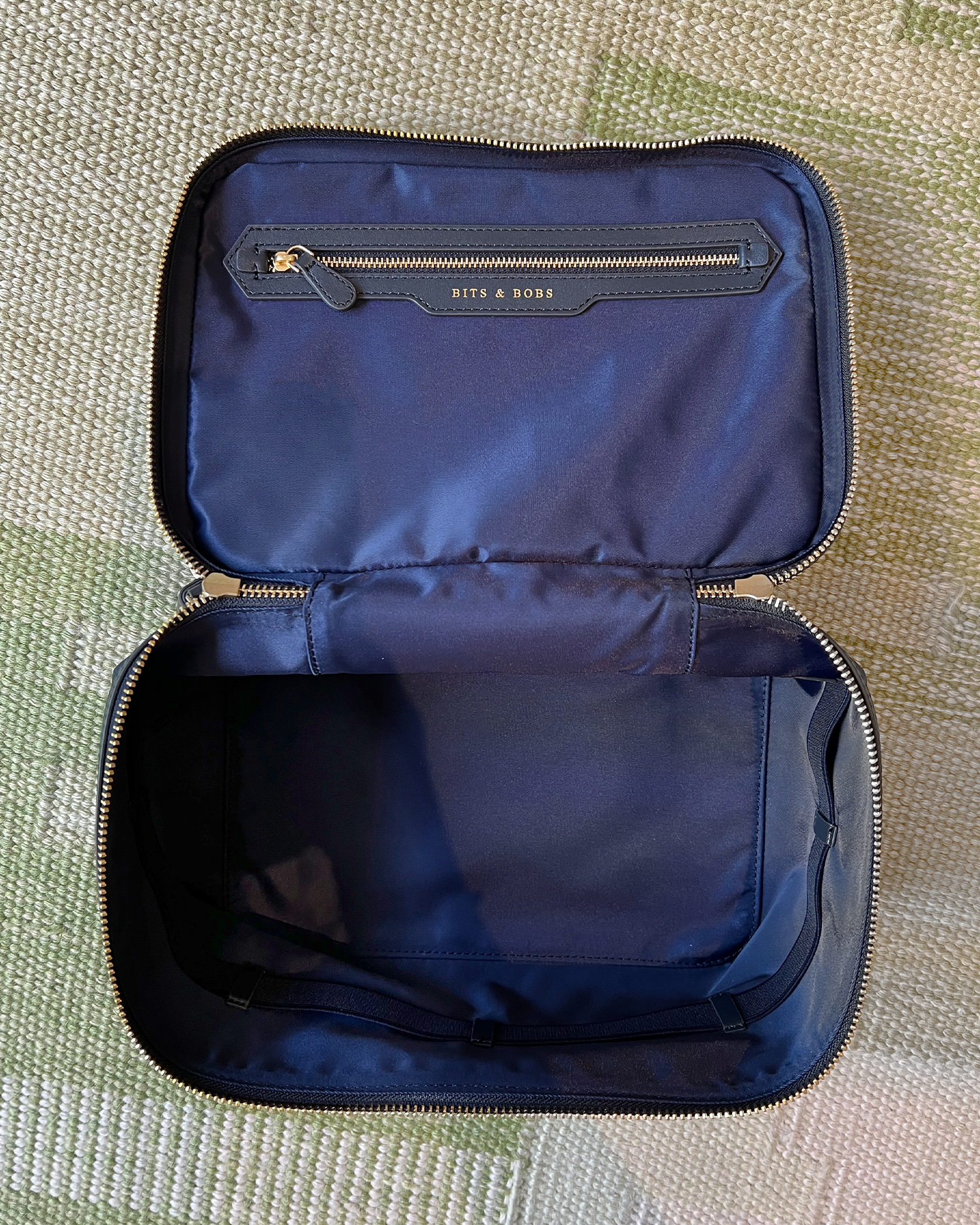 ANYA HINDMARCH | VANITY KIT