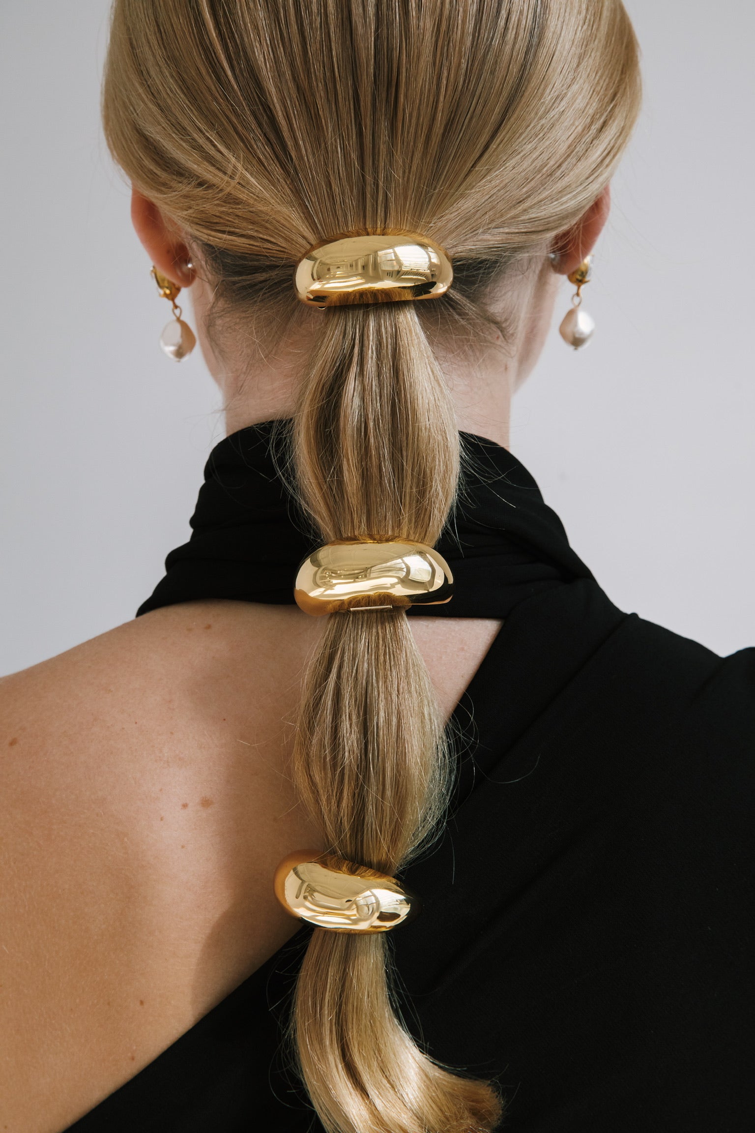 JENNIFER BEHR | MONA PONYWRAP