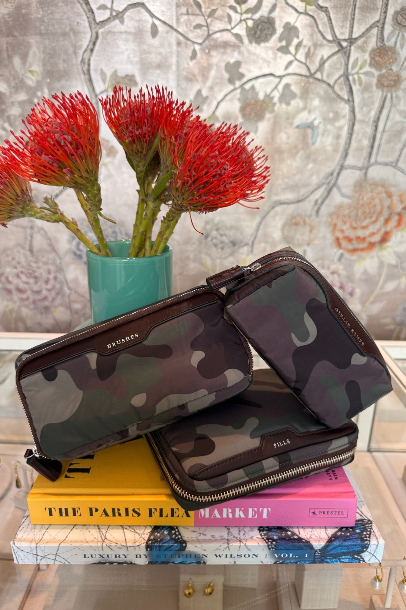 ANYA HINDMARCH | PILL BOX