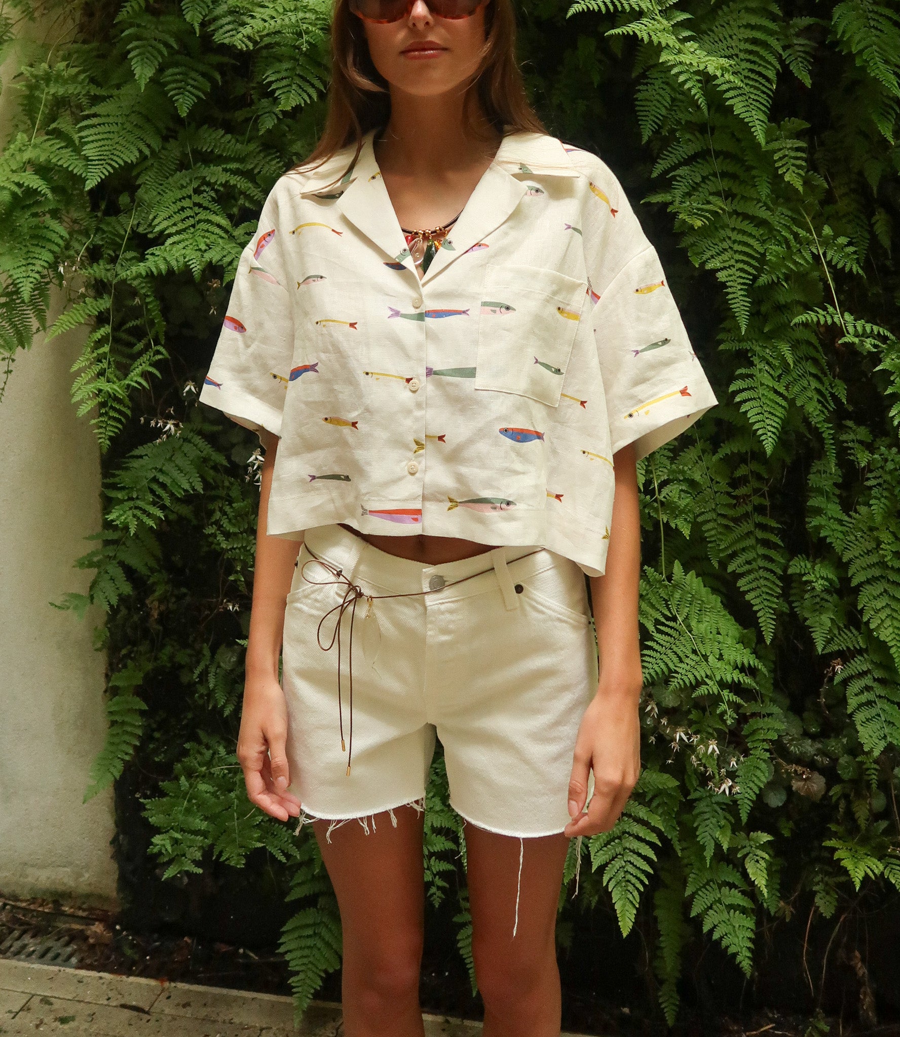 STILL HERE | CUT OFF SHORTS