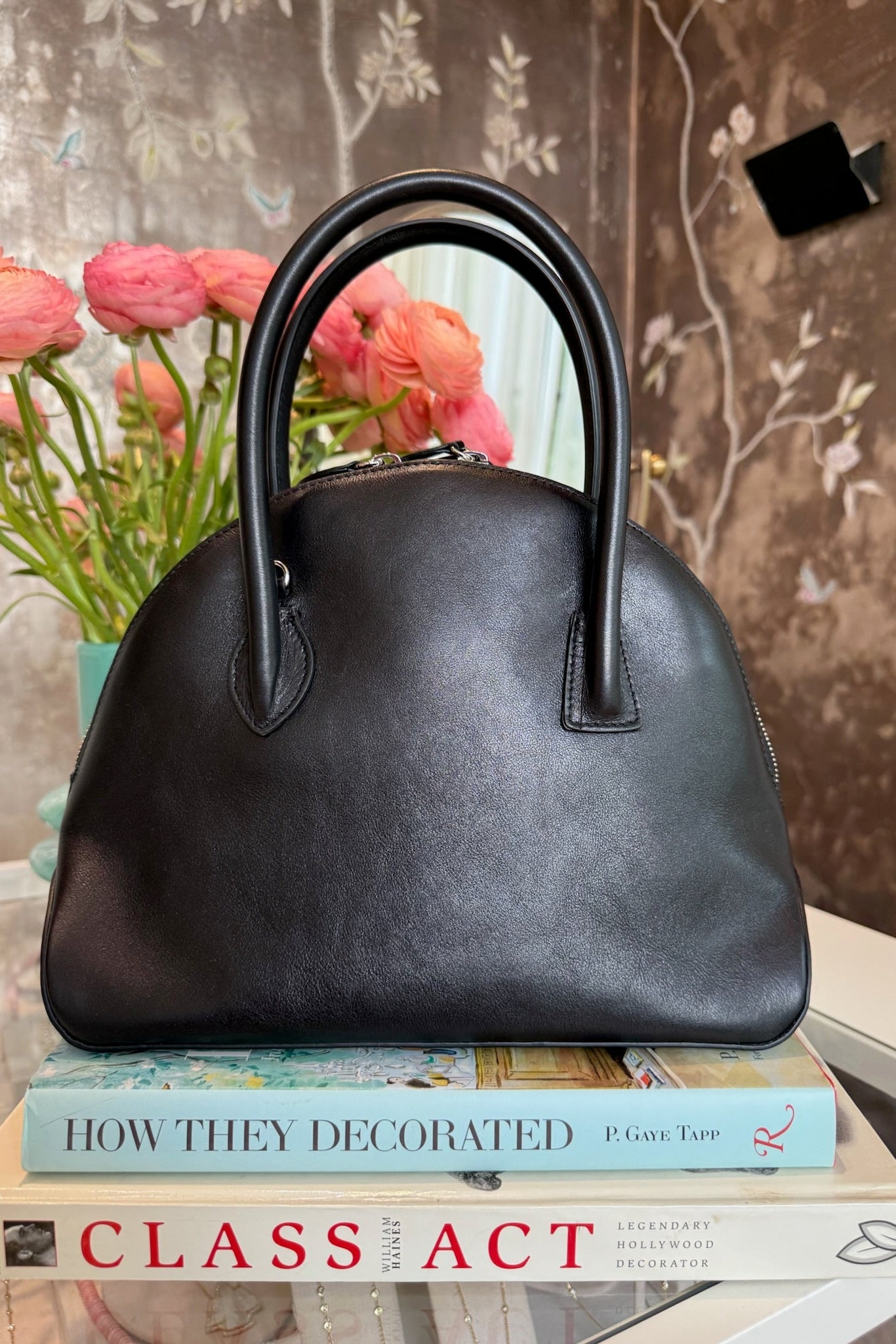 Lifner Vintage Dome Satchel Leather Handbag in black. Charlotte. NC