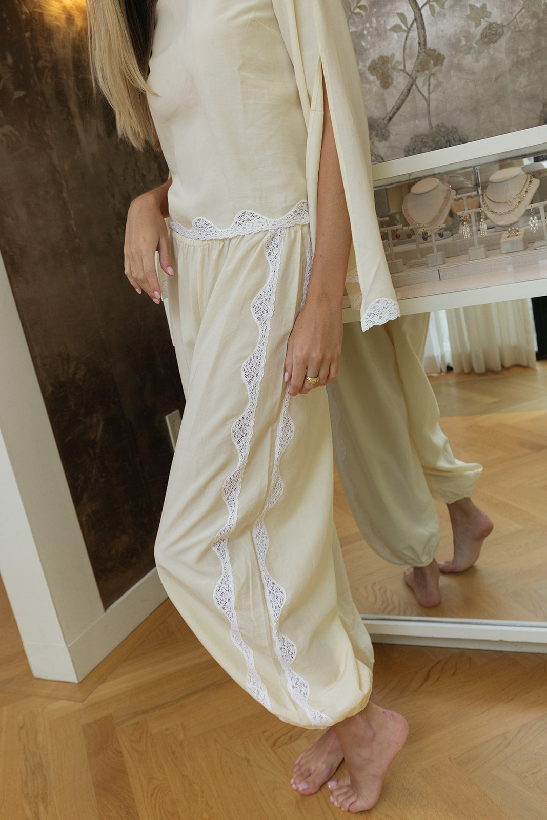 POSSE |TABITHA BALLOON PANT | WOMEN'S LUXURY DESIGNER CLOTHING, SHOES, HANDBAGS & JEWELRY | POOLESHOP CHARLOTTE, NC